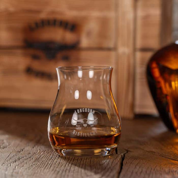Whiskey Nosing Glas mit Longhorn Logo